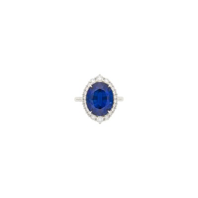 Lot 55 - White Gold, Sapphire and Diamond Ring