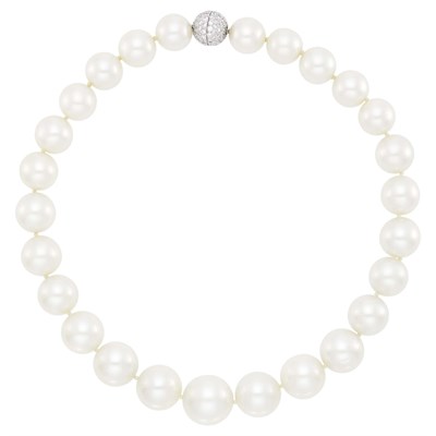 Lot 109 - South Sea Cultured Pearl Necklace with White Gold and Diamond Ball Clasp
