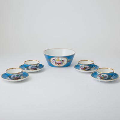 Lot 676 - Russian Porcelain Waste Bowl and  Set of Four Teacups and Saucers