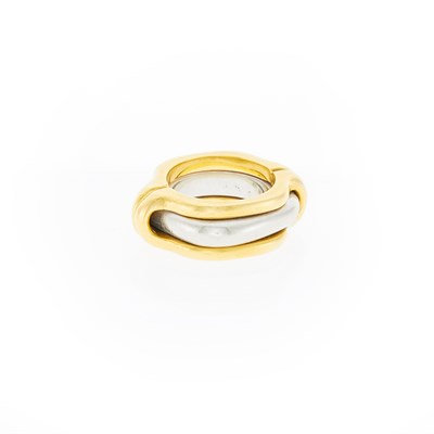 Lot 1013 - Two-Color Gold Puzzle Ring