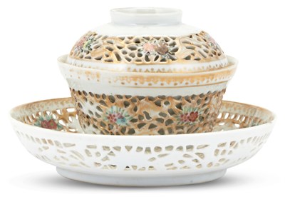 Lot 1010 - A Fine Chinese Reticulated Porcelain Covered...