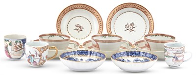 Lot 1044 - A Grouping of Six Chinese Export Porcelain...