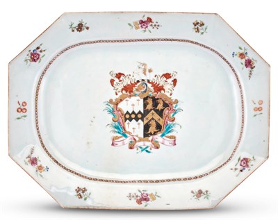 Lot 1011 - A Chinese Armorial Export Porcelain Platter...