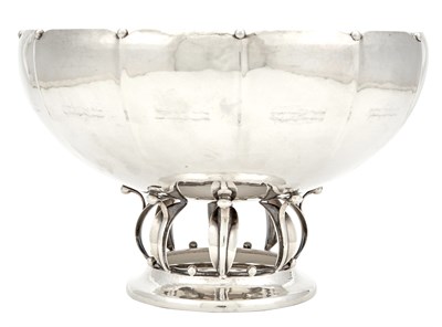 Lot 185 - American Sterling Silver Centerpiece Bowl 20th...