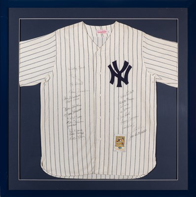 Lot 112 - New York Yankees Jersey signed by twenty-three...