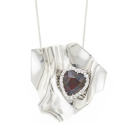 Lot 1255 - White Gold, Garnet and Diamond Pendant-Brooch Necklace