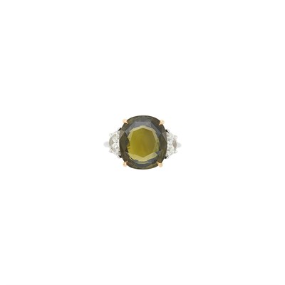 Lot 116 - Platinum, Rose Gold, Alexandrite and Diamond Ring