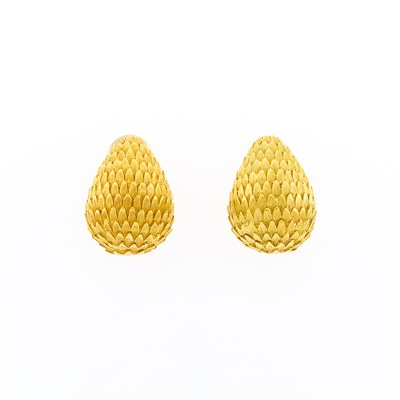 Lot 1088 - Pair of Gold Earclips