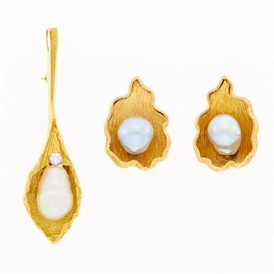 Lot 1165 - Gold and Baroque Freshwater Pearl and Diamond Brooch and Pair of Gold and Semi-Baroque Gray Cultured Pearl Earclips