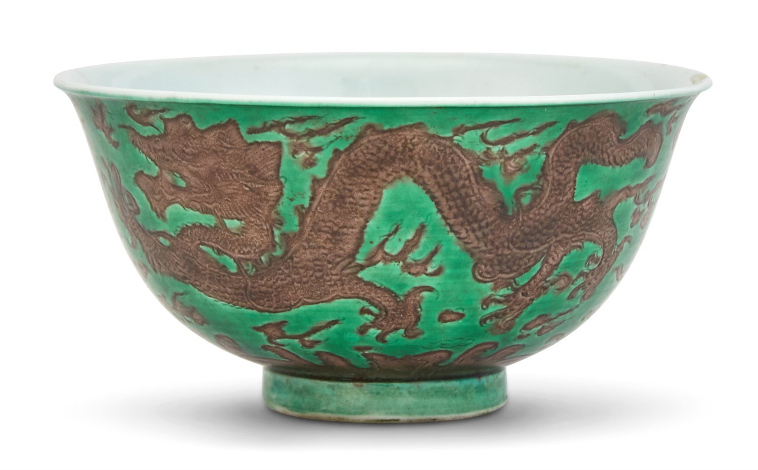 Lot 133 - A Rare Chinese Porcelain 'Dragon' Bowl Kangxi...