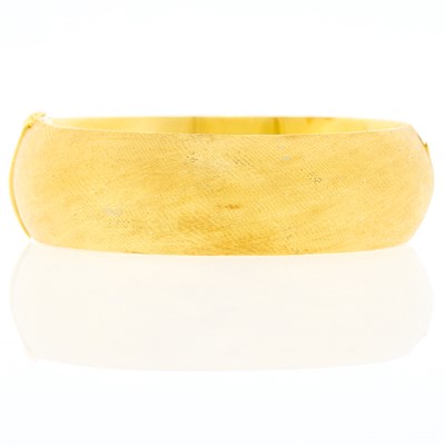 Lot 1068 - Gold Bangle Bracelet
