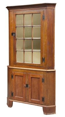 Lot 287 - Chippendale Grain-Painted Pine Corner Cupboard