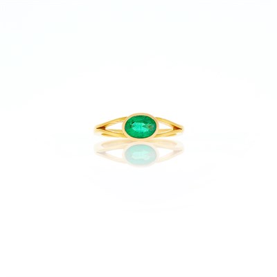 Lot 1027 - Gold, Emerald and Diamond Ring