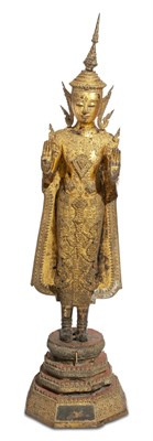 Lot 399 - Estate / Collection: Collection of a North...