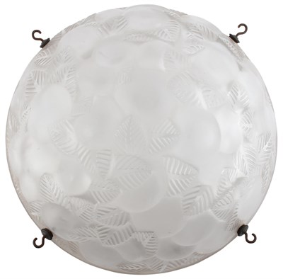 Lot 130 - R. Lalique Molded Glass Lausanne Plafonnier...