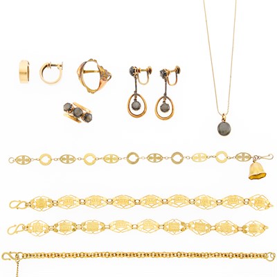 Lot 1220 - Group of Gold and Black Star Sapphire Jewelry