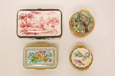 Lot 1051 - Group of Nine Snuff and Pill Boxes 20th...