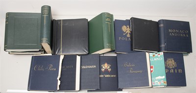 Lot 3146 - Twenty-Two Single Country Albums Selection of...