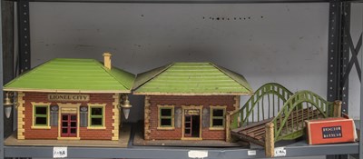 Lot 3141 - Lionel Early Accessories, Track and...