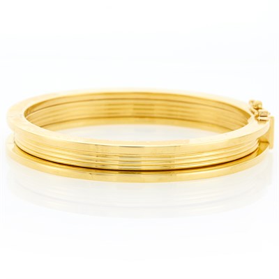 Lot 1263 - Gold Bangle Bracelet