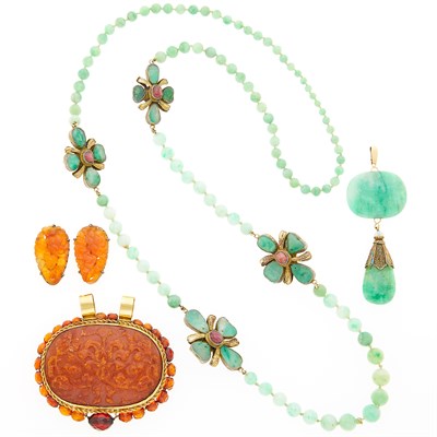 Lot 1150 - Long Jade Bead Necklace and Pendant, Pair of Carved Agate Clips and Carved Amber and Bead Pendant