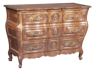 Lot 143 - French Provincial Style Oak Chest of Drawers...