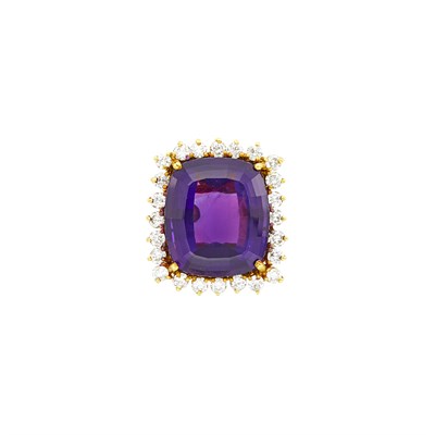 Lot 138 - Gold, Amethyst and Diamond Ring