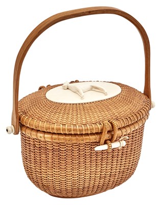 Lot 1274 - Lidded Lightship Basket Purse Wm. & J. Reis,...
