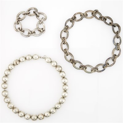 Lot 1292 - Tiffany & Co. Silver Link Necklace and Bracelet and Bead Necklace