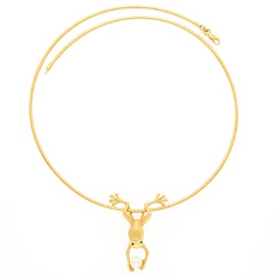 Lot 1025 - Gold Frog Pendant-Necklace
