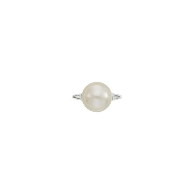 Lot 63 - Platinum and Natural Button Pearl and Diamond Ring