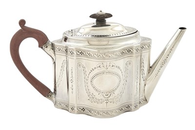 Lot 166 - George III Sterling Silver Teapot