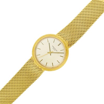 Lot 19 - Patek Philippe Gentleman's Gold Wristwatch, Ref. 3569