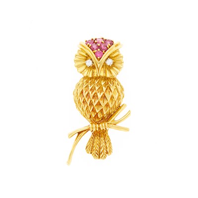 Lot 1132 - Tiffany & Co. Gold, Diamond and Ruby Owl Pin