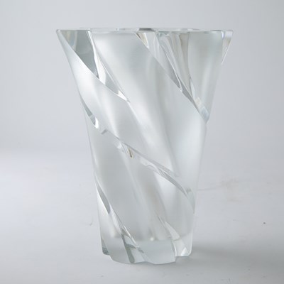 Lot 302 - Lalique Molded Glass "Narcisse" Vase