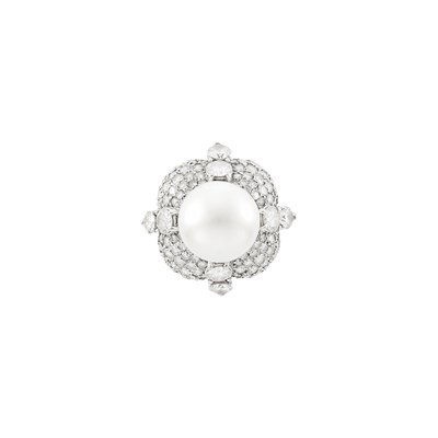 Lot 66 - Platinum, South Sea Cultured Pearl and Diamond Ring
