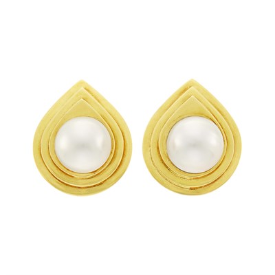 Lot 6 - Pair of Gold and Mabé Pearl Earclips
