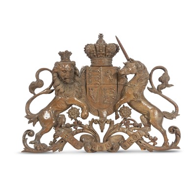 Lot 96 - English Carved Oak Royal Coat-of-Arms