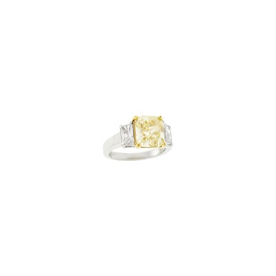 Lot 193 - Platinum, Gold, Fancy Yellow Diamond and Diamond Ring