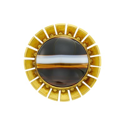 Lot 94 - Antique Gold and Bull's Eye Agate Brooch