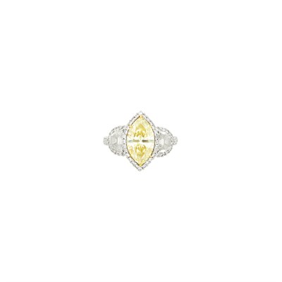 Lot 143 - White Gold and Diamond Ring