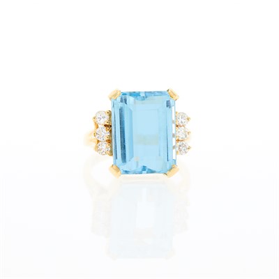 Lot 1231 - Gold, Blue Topaz and Diamond Ring