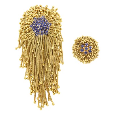 Lot 124 - Gold and Sapphire Chain Fringe Clip and Ring