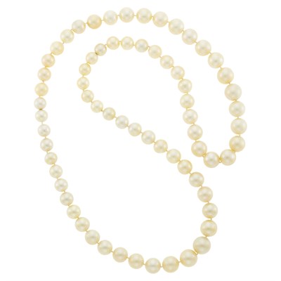 Lot 119 - Long Cultured Pearl Necklace