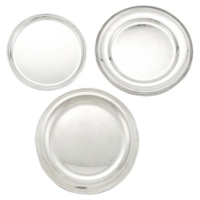 Lot 260 - Three Italian Silver Circular Trays 20th...