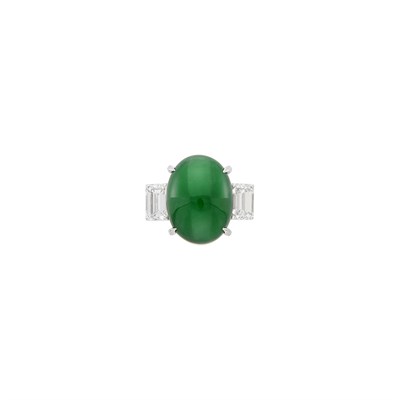 Lot 101 - Platinum, Jade and Diamond Ring