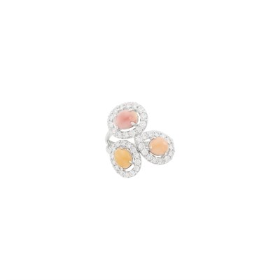 Lot 86 - Platinum, Conch Pearl and Diamond Ring