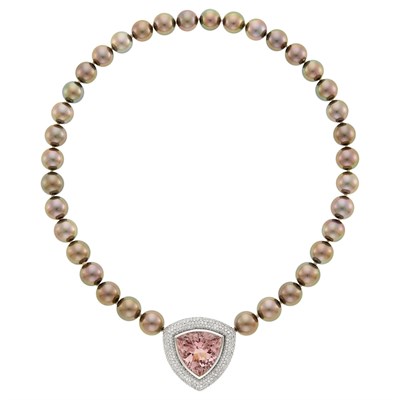 Lot 62 - Tahitian Gray Cultured Pearl Necklace with White Gold, Kunzite and Diamond Clasp