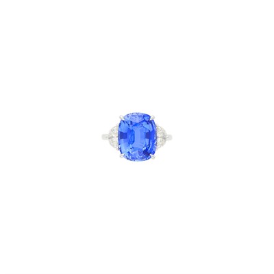 Lot 124 - Platinum, Sapphire and Diamond Ring