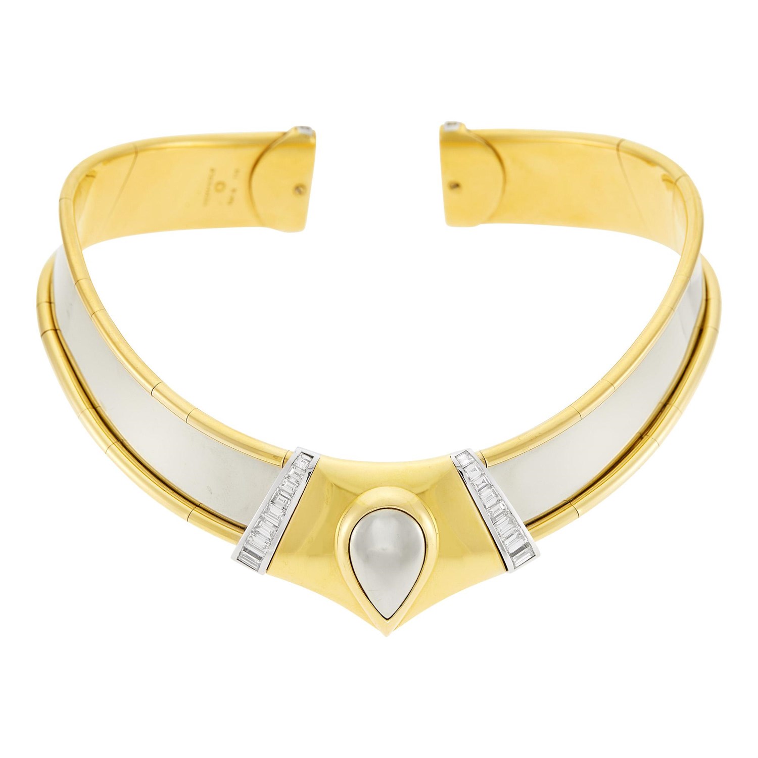 Lot 37 - Hemmerle Two-Color Gold, Platinum, Diamond and Colored Diamond Choker Necklace